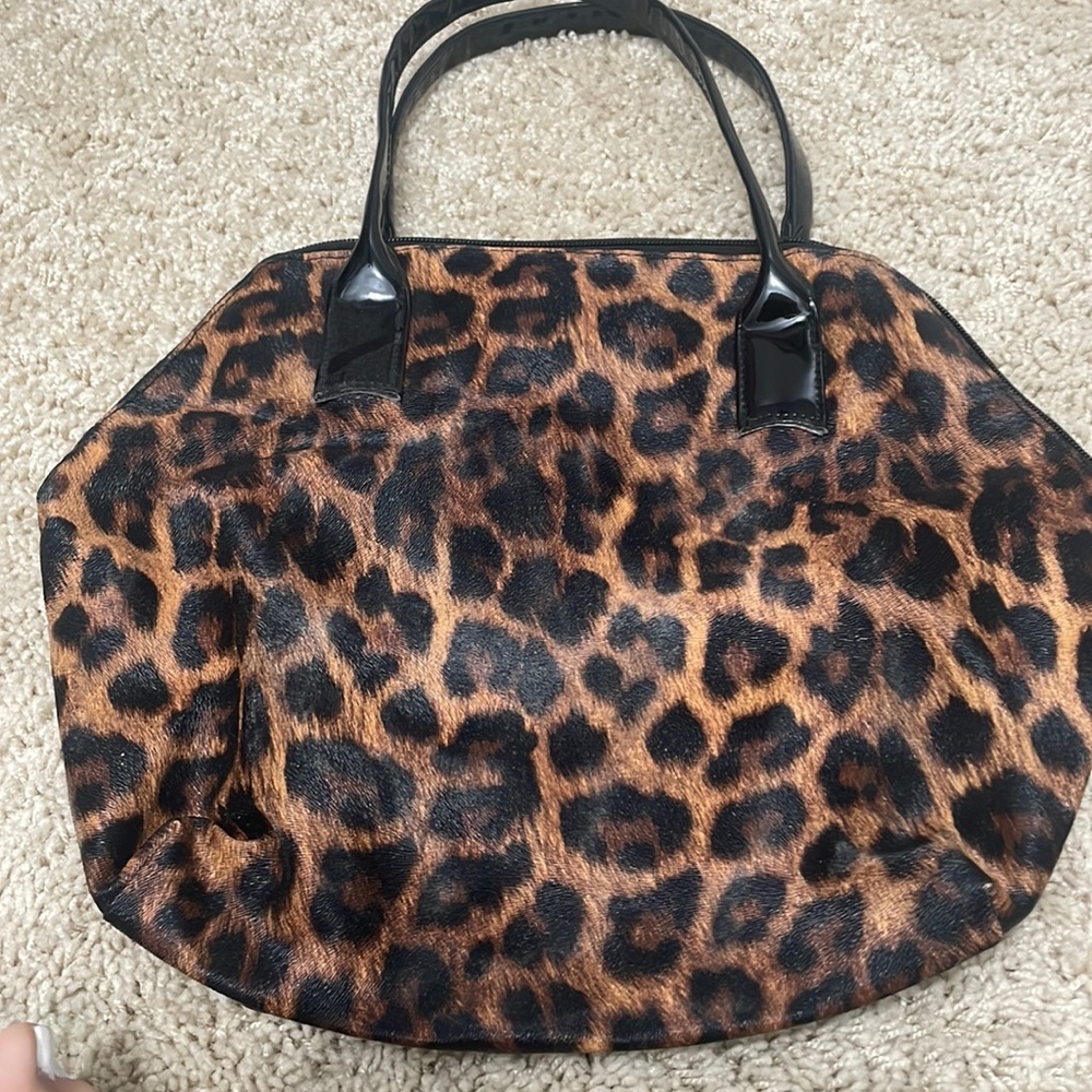 3/$15 💢 NWOT animal print medium sized purse